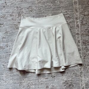 Old Navy Athletic Cream Ivory White Mini Skirt Skort Cloud+ Go Dry Shorts Active